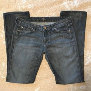 7 For All Mankind Carol straight leg medium wash size 30